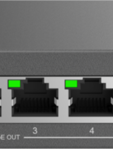 Grandstream GWN7701P - 8 Port Gigabit Unmanaged Switch with 4 PoE+ Ports, 60W