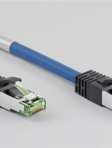 CAT 8.1 patch cable, S / FTP (PiMF), blue, 0.5 m